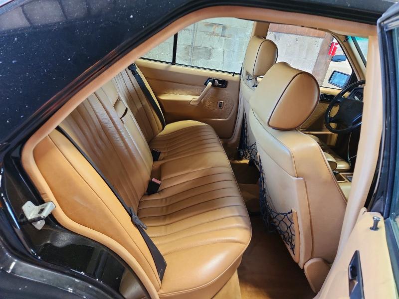 63881746 :رقم المزاد ، WDBDA29D9PG029786 vin ، 1993 Mercedes-benz 190 مزاد بيع