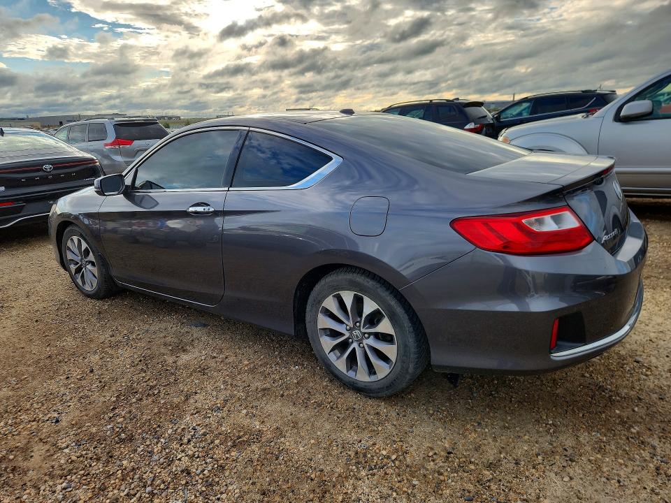 2013 Honda Accord მანქანა იყიდება აუქციონზე, vin: 1HGCT1B8XDA800478, აუქციონის ნომერი: 63733896