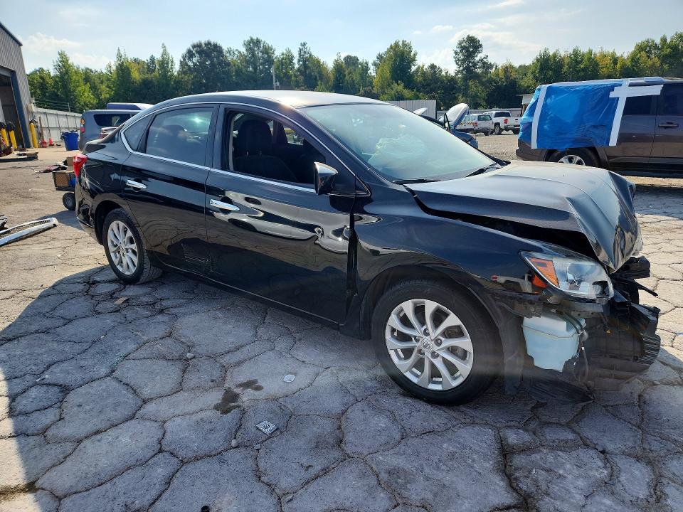 Продажа на аукционе авто 2018 Nissan Sentra, vin: 3N1AB7AP5JY260276, номер лота: 65590126
