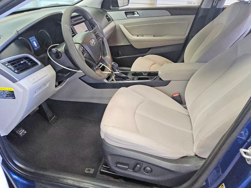 Продажа на аукционе авто 2016 Hyundai Sonata, vin: 5NPE24AA9GH426667, номер лота: 65688986