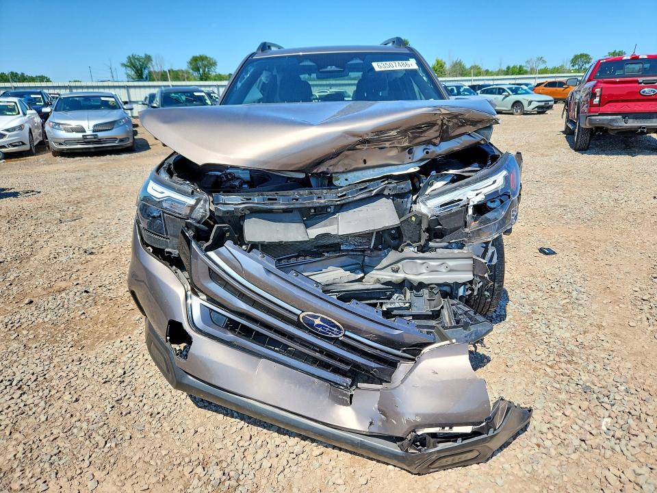 63507486 :رقم المزاد ، JF2SLSED7SH406970 vin ، 2025 Subaru Forester مزاد بيع