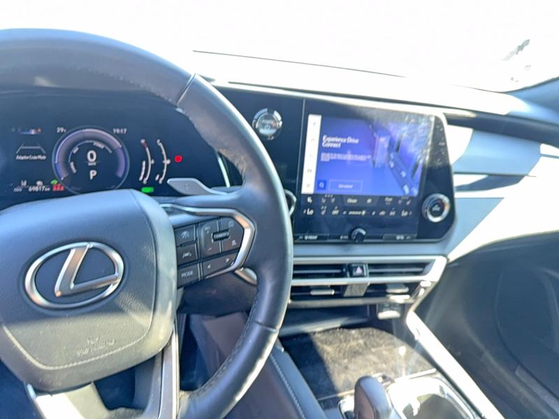 65581426 :رقم المزاد ، 2T2BBMCA0PC013339 vin ، 2023 Lexus Rx 350h مزاد بيع