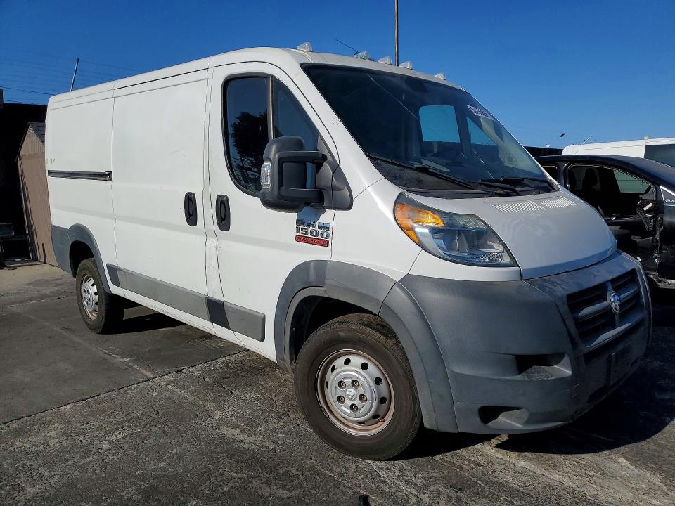 60764886 :رقم المزاد ، 3C6TRVAG3HE536317 vin ، 2017 Ram Promaster 1500 مزاد بيع