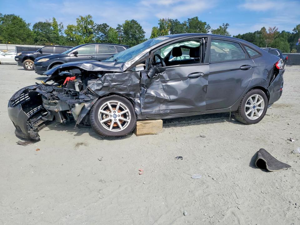 2019 Ford Fiesta მანქანა იყიდება აუქციონზე, vin: 3FADP4BJ1KM124178, აუქციონის ნომერი: 66438606