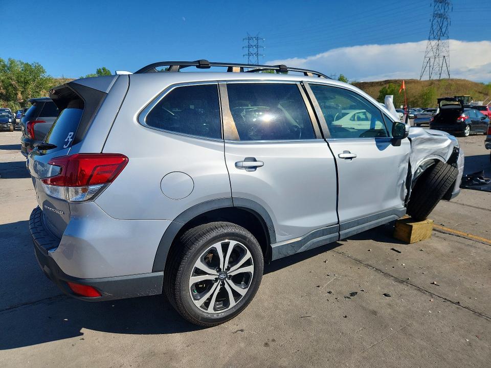 2022 Subaru Forester მანქანა იყიდება აუქციონზე, vin: JF2SKAPCXNH435207, აუქციონის ნომერი: 65917326
