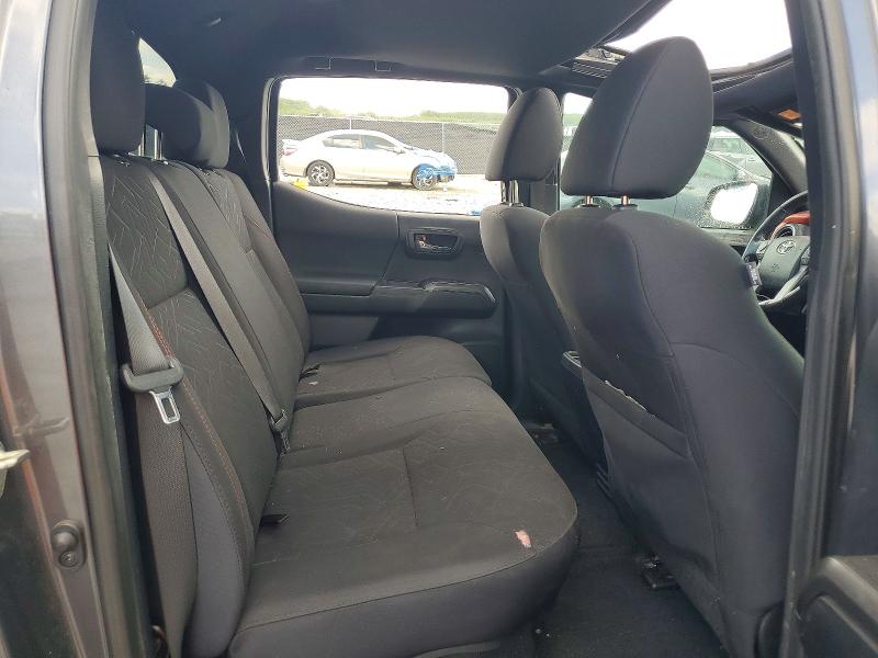 66173776 :رقم المزاد ، 5TFCZ5AN5GX043518 vin ، 2016 Toyota Tacoma مزاد بيع