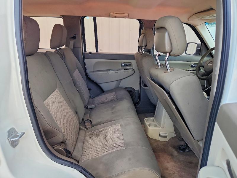 64597366 :رقم المزاد ، 1J4PP2GK6AW106376 vin ، 2010 Jeep Liberty مزاد بيع