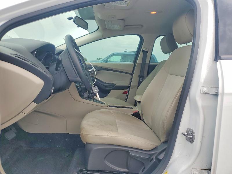 63519886 :رقم المزاد ، 1FADP3K29HL337926 vin ، 2017 Ford Focus مزاد بيع