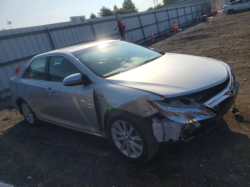 64328496 :رقم المزاد ، 4T1BD1FK2DU085381 vin ، 2013 Toyota Camry Hybrid مزاد بيع