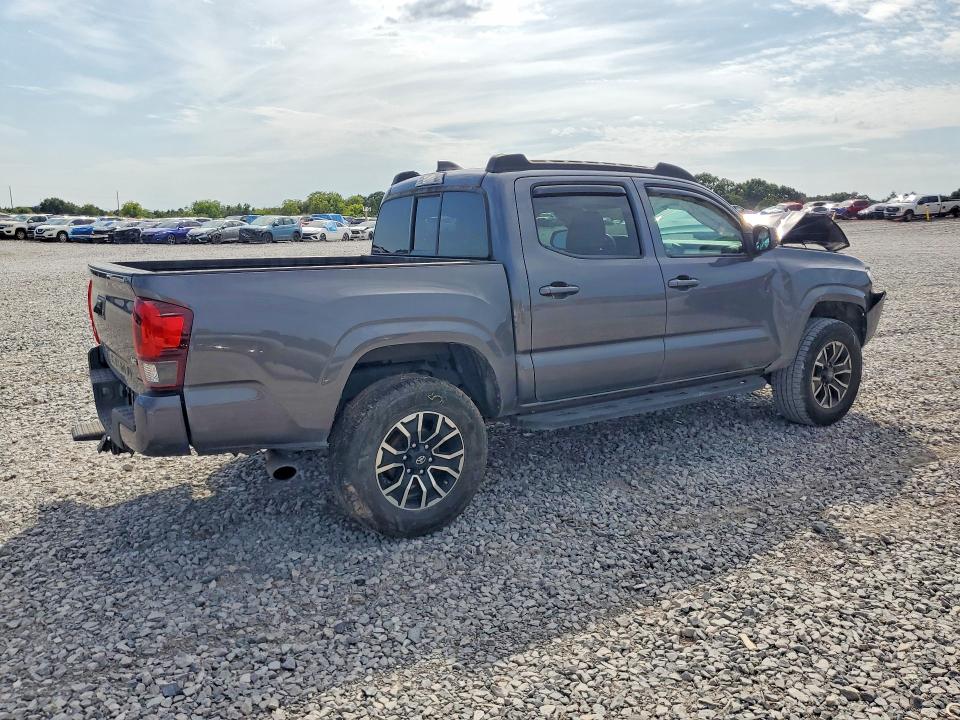 61454946 :رقم المزاد ، 5TFCZ5AN8MX277552 vin ، 2021 Toyota Tacoma مزاد بيع