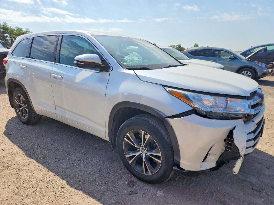 Aukcja sprzedaży 2018 Toyota Highlander, vin: 5TDBZRFH6JS800123, numer aukcji: 67095806