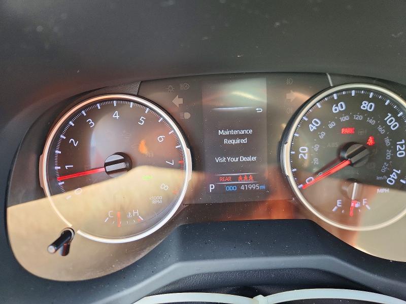 2019 Toyota Rav4 მანქანა იყიდება აუქციონზე, vin: JTMP1RFVXKD043890, აუქციონის ნომერი: 63778446