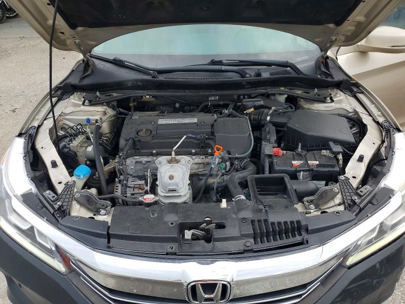 64139846 :رقم المزاد ، 1HGCR2F02GA001971 vin ، 2016 Honda Accord مزاد بيع