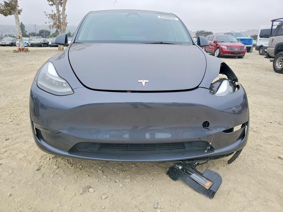65566836 :رقم المزاد ، 7SAYGDEE6PF916285 vin ، 2023 Tesla Model Y مزاد بيع