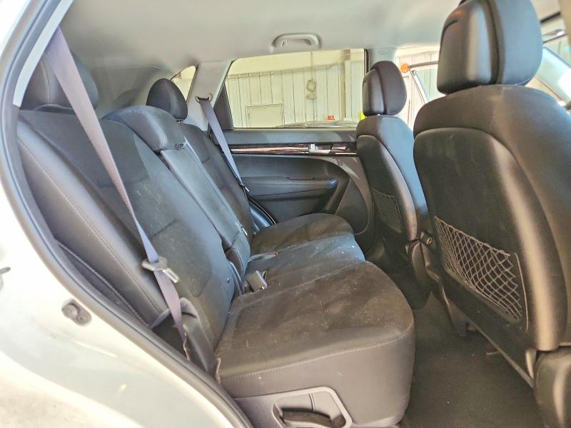 66383076 :رقم المزاد ، 5XYKT3A62FG562652 vin ، 2015 Kia Sorento مزاد بيع