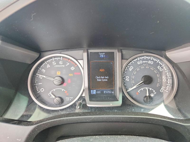 64979596 :رقم المزاد ، 5TFCZ5AN3HX117925 vin ، 2017 Toyota Tacoma مزاد بيع