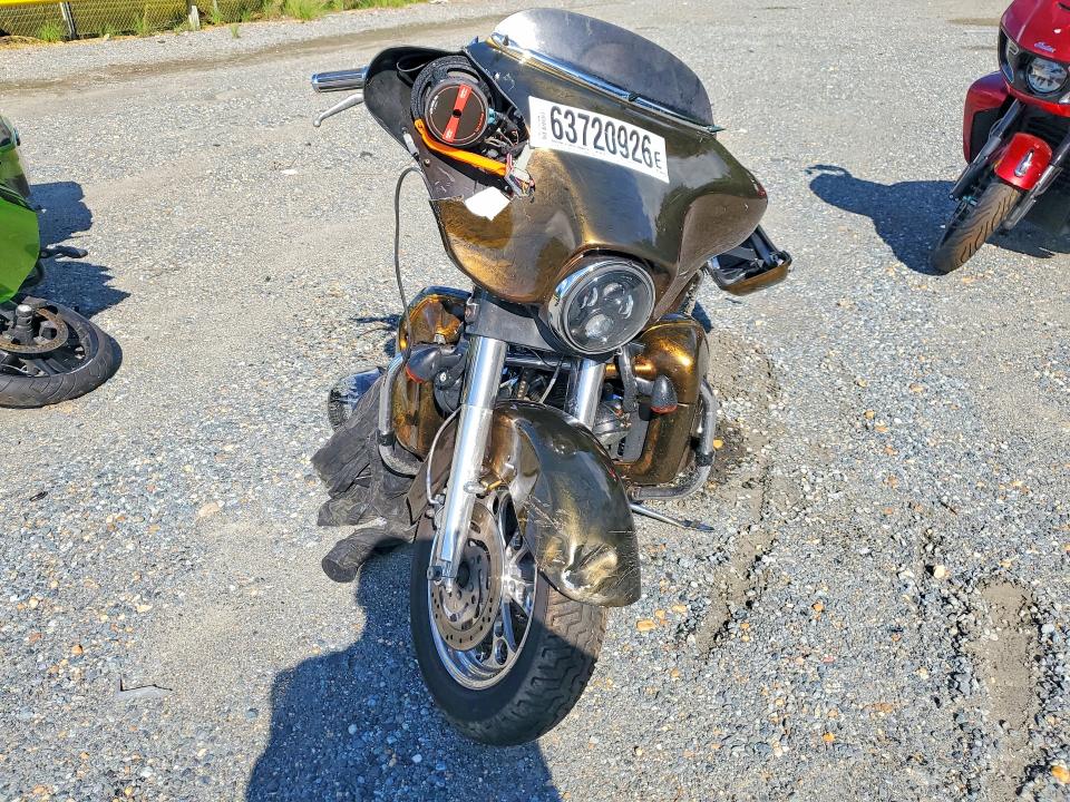 63720926 :رقم المزاد ، 1HD1FCW1XYY621570 vin ، 2000 Harley-davidson Flhtcui مزاد بيع