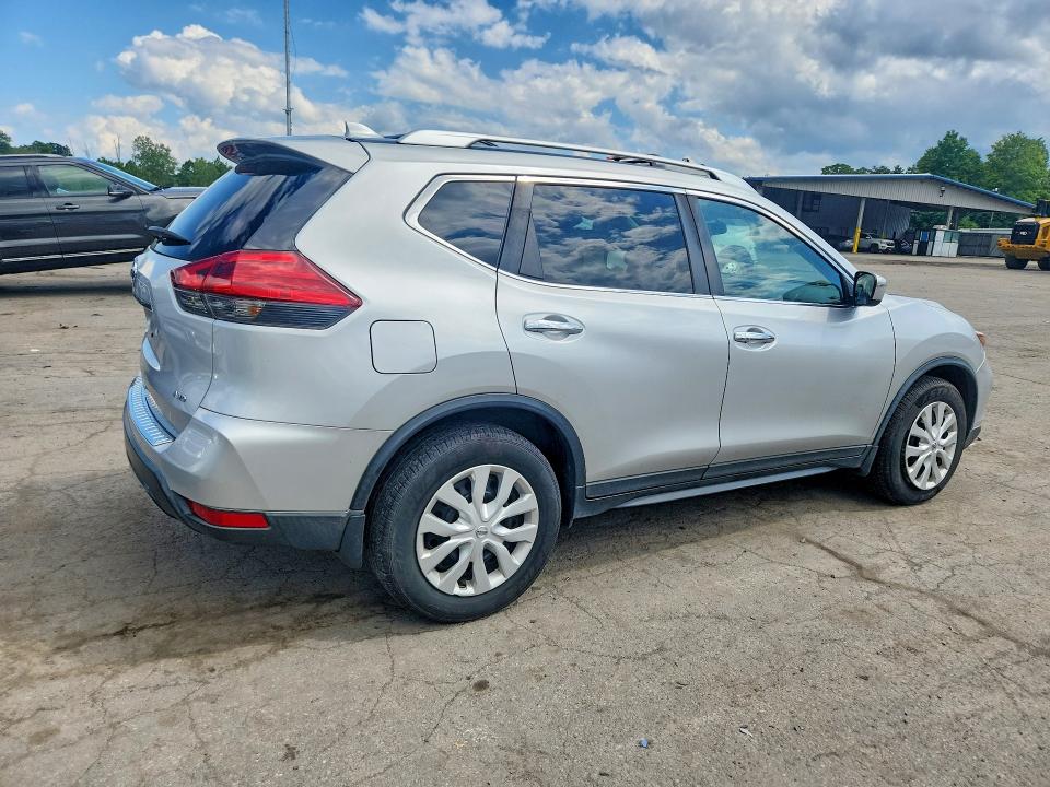Aukcja sprzedaży 2017 Nissan Rogue, vin: KNMAT2MV2HP513220, numer aukcji: 64937756
