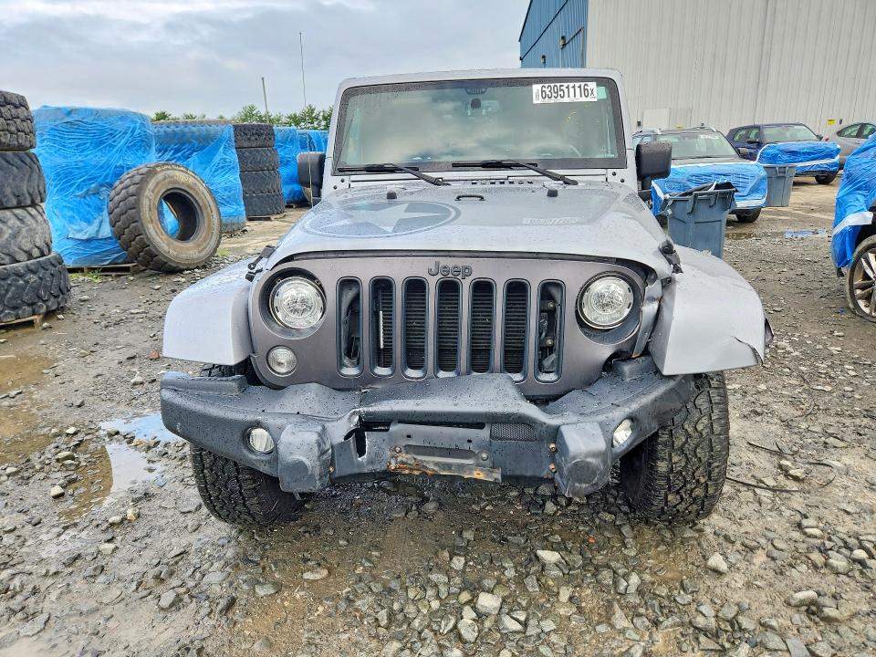 63951116 :رقم المزاد ، 1C4BJWDG7JL820883 vin ، 2018 Jeep Wrangler Unlimited مزاد بيع