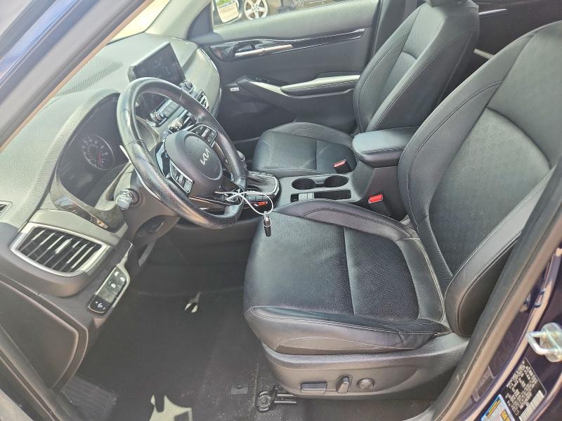 63313906 :رقم المزاد ، KNDETCA2XN7310797 vin ، 2022 Kia Seltos مزاد بيع