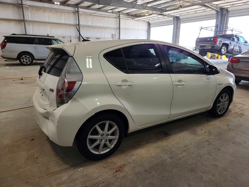 Продажа на аукционе авто 2014 Toyota Prius C, vin: JTDKDTB30E1573049, номер лота: 65482306