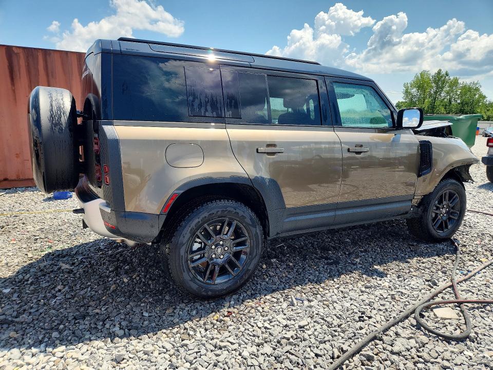 62821206 :رقم المزاد ، SALEJ7EU6S2474414 vin ، 2025 Land Rover Defender مزاد بيع