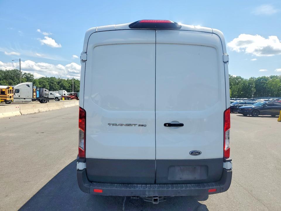 Продажа на аукционе авто 2019 Ford Transit, vin: 1FTYR1CM3KKB45196, номер лота: 62537396