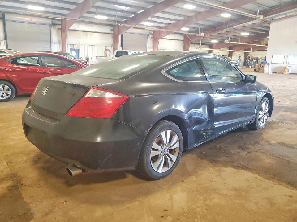 65220866 :رقم المزاد ، 1HGCS1B33AA019918 vin ، 2010 Honda Accord مزاد بيع