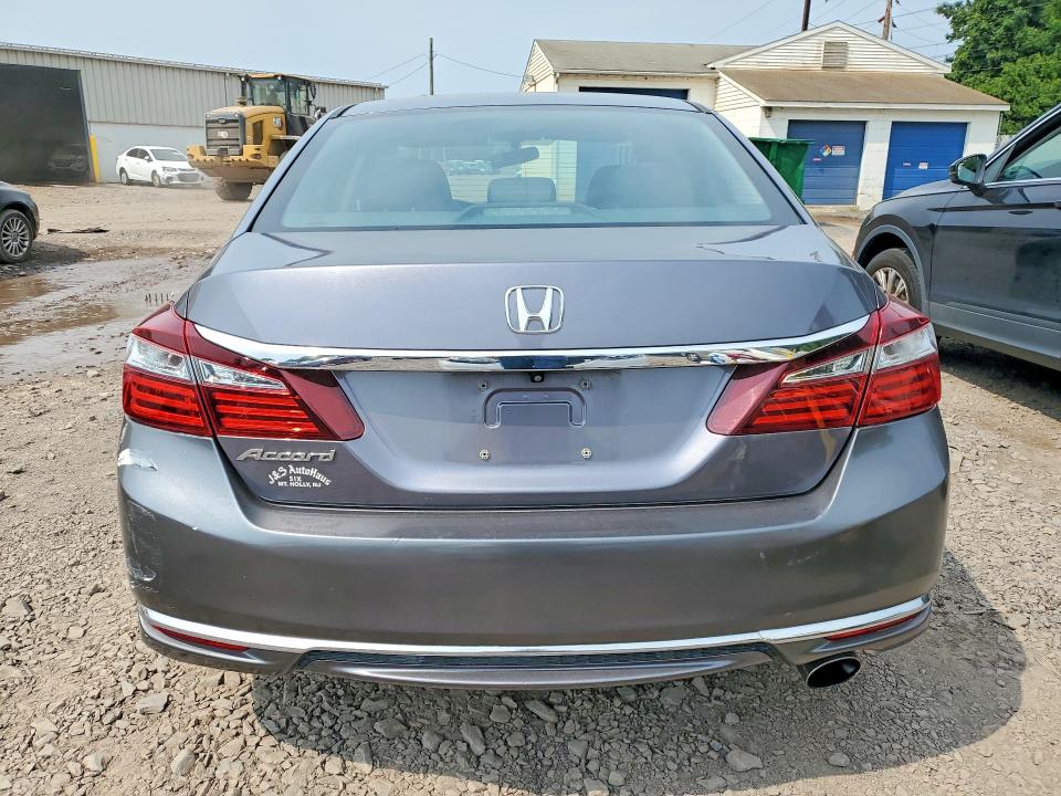 2016 Honda Accord მანქანა იყიდება აუქციონზე, vin: 1HGCR2F36GA026933, აუქციონის ნომერი: 65134496