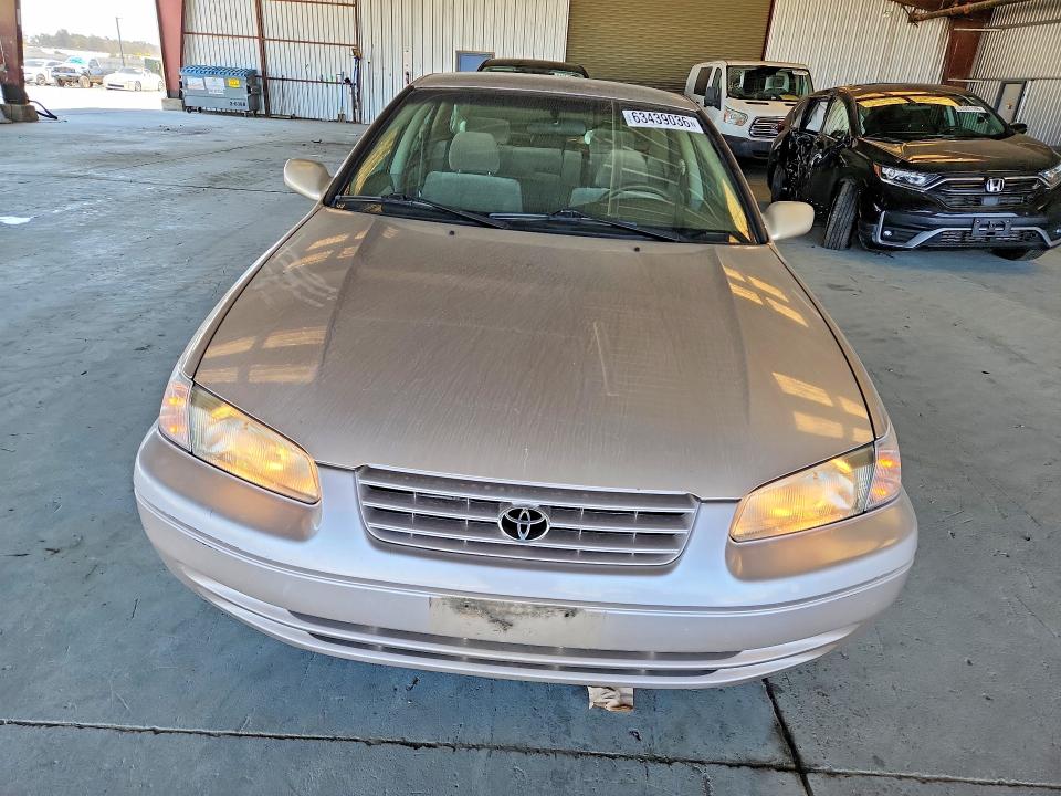 Продажа на аукционе авто 1998 Toyota Camry, vin: 4T1BG22K1WU354427, номер лота: 63439036
