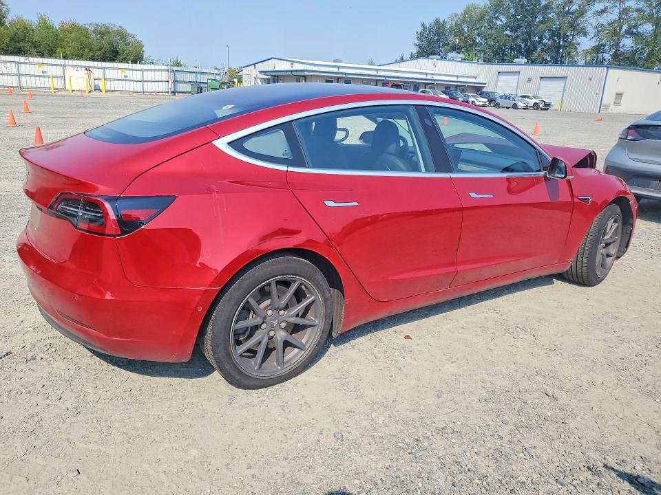 Продажа на аукционе авто 2018 Tesla Model 3, vin: 5YJ3E1EA0JF045707, номер лота: 65024336