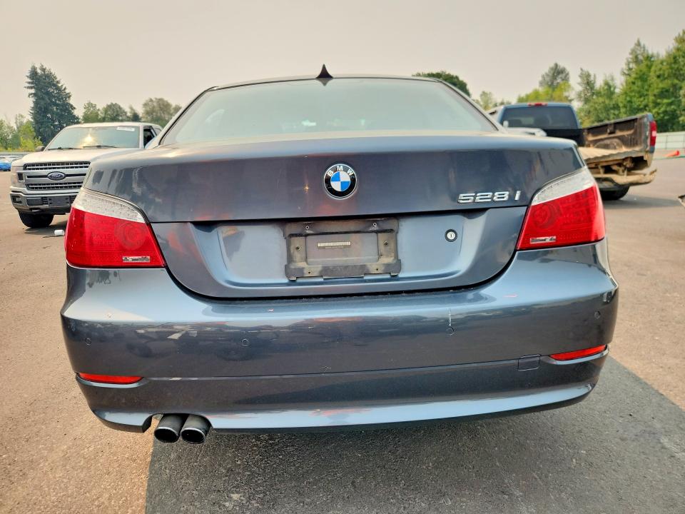 Продажа на аукционе авто 2008 Bmw 528, vin: WBANU53528CT17493, номер лота: 62464846