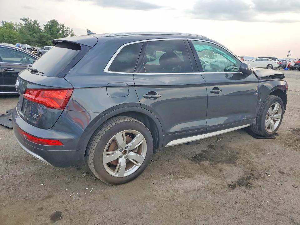64385436 :رقم المزاد ، WA1BNAFY2J2010705 vin ، 2018 Audi Q5 مزاد بيع