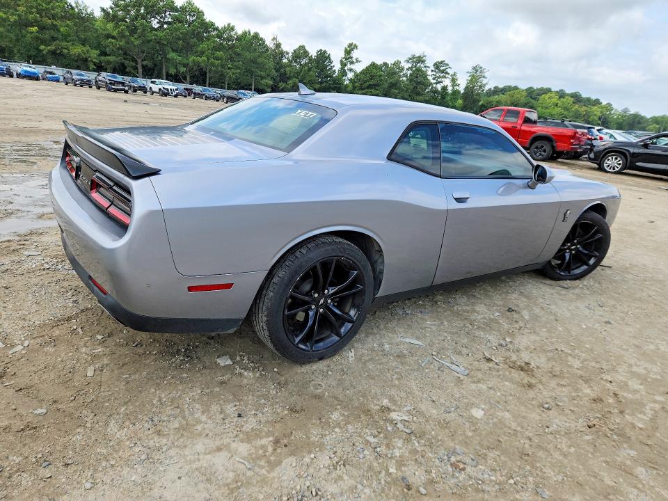 Auction sale of the 2017 Dodge Challenger, vin: 2C3CDZAG9HH636624, lot number: 64703586
