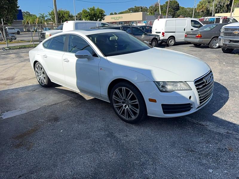 65532736 :رقم المزاد ، WAUWGAFC1EN030242 vin ، 2014 Audi A7 مزاد بيع