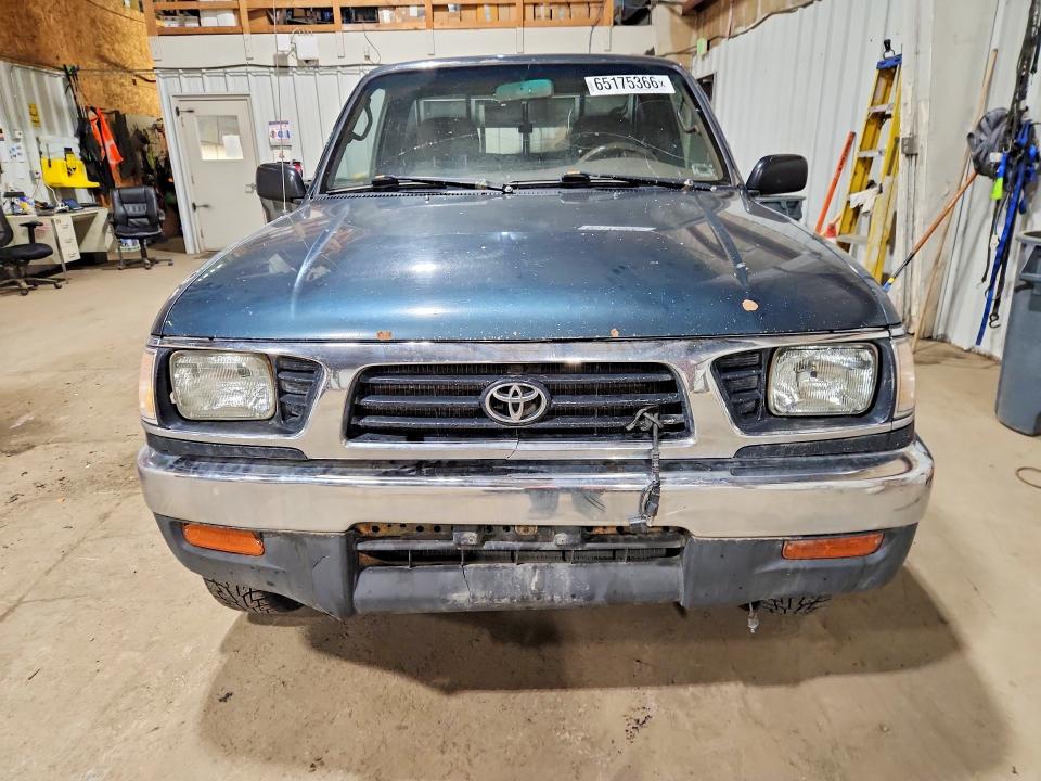 65175366 :رقم المزاد ، 4TAUN61CXSZ035170 vin ، 1995 Toyota Tacoma مزاد بيع
