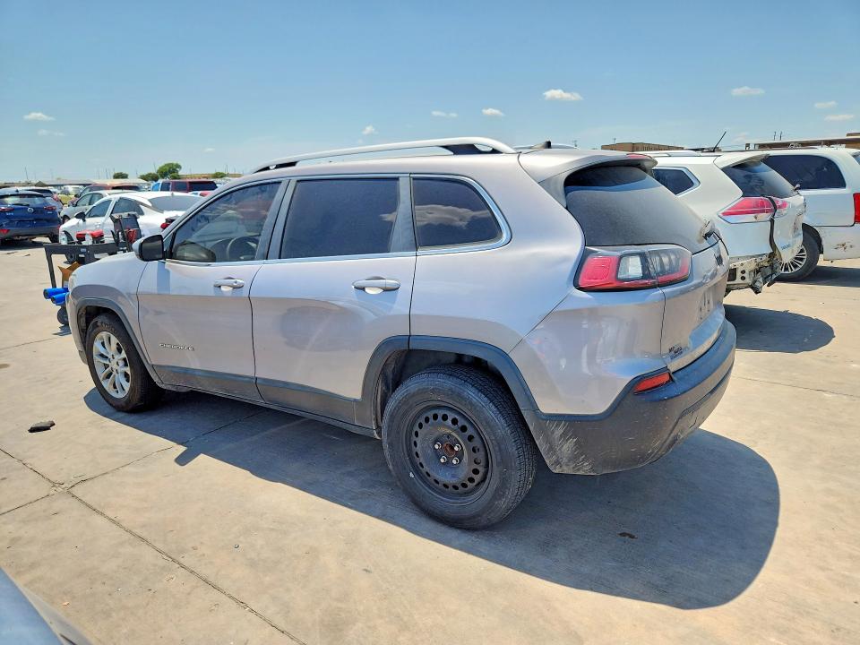 63920326 :رقم المزاد ، 1C4PJLCB3KD164851 vin ، 2019 Jeep Cherokee مزاد بيع