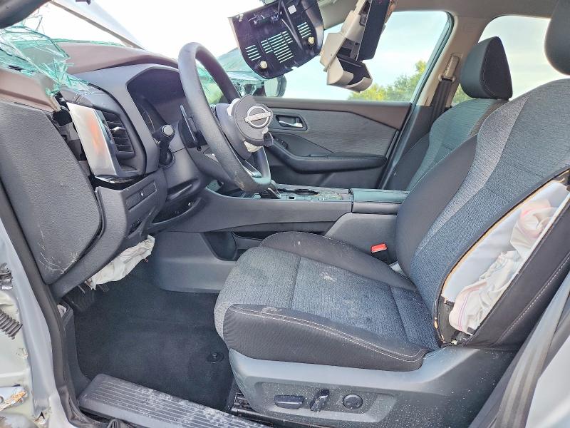 64277026 :رقم المزاد ، 5N1BT3BA8PC775495 vin ، 2023 Nissan Rogue مزاد بيع