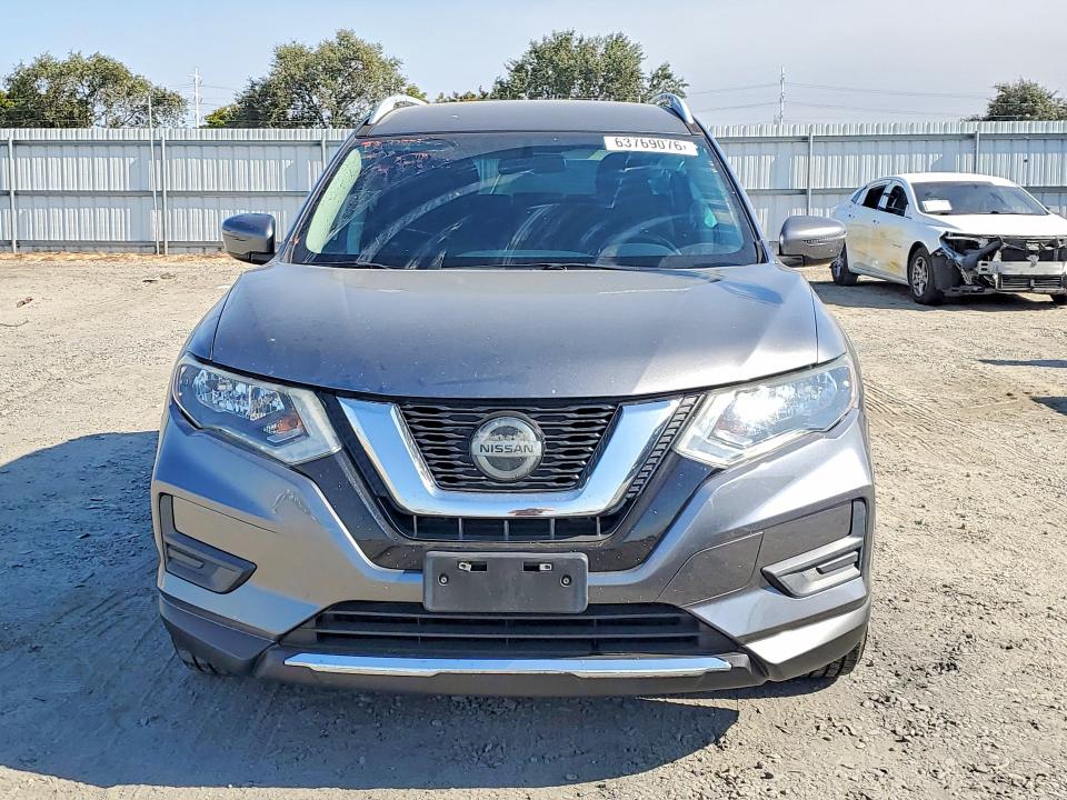 Aukcja sprzedaży 2018 Nissan Rogue, vin: 5N1AT2MT0JC825950, numer aukcji: 63769076
