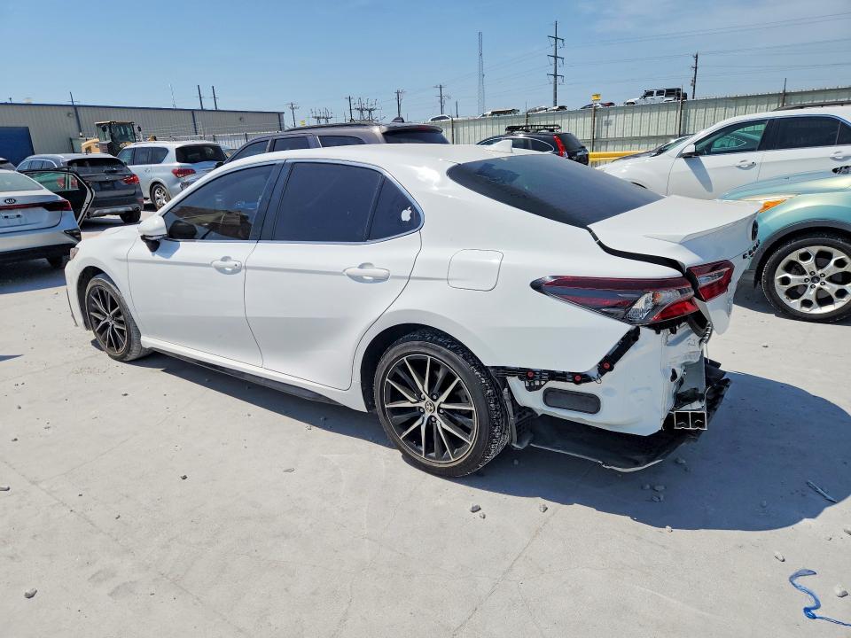 2022 Toyota Camry მანქანა იყიდება აუქციონზე, vin: 4T1G11AK5NU671483, აუქციონის ნომერი: 59665576