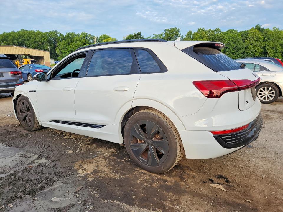 Aukcja sprzedaży 2024 Audi Q8 E-tron, vin: WA14AAGE2RB014371, numer aukcji: 63729526