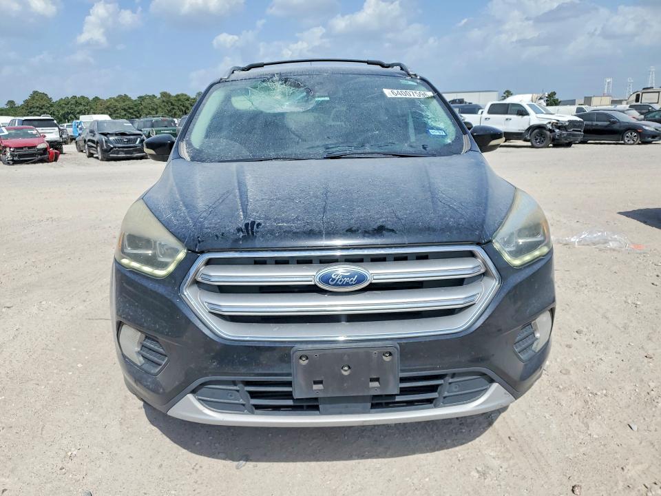 Продаж на аукціоні авто 2017 Ford Escape, vin: 1FMCU0J99HUA60857, номер лоту: 64007596