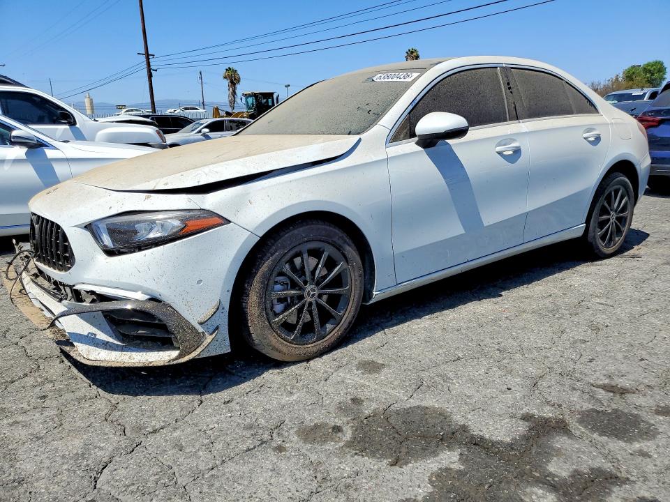 63800436 :رقم المزاد ، W1K3G4EB5LW043525 vin ، 2020 Mercedes-benz A مزاد بيع