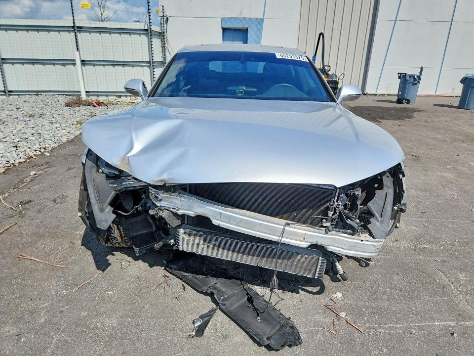 65291826 :رقم المزاد ، WAUWGAFC9FN026165 vin ، 2015 Audi A7 مزاد بيع