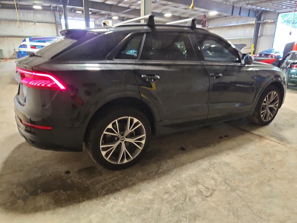 2021 Audi Q8 მანქანა იყიდება აუქციონზე, vin: WA1AVAF10MD009592, აუქციონის ნომერი: 65570746
