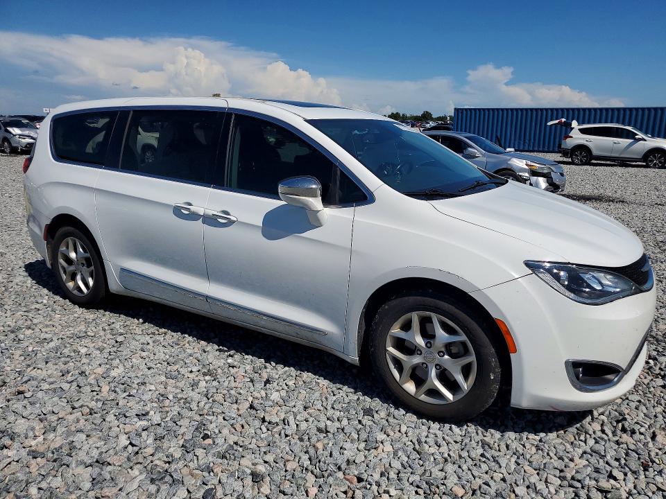 Продажа на аукционе авто 2019 Chrysler Pacifica, vin: 2C4RC1GG0KR730328, номер лота: 67113296