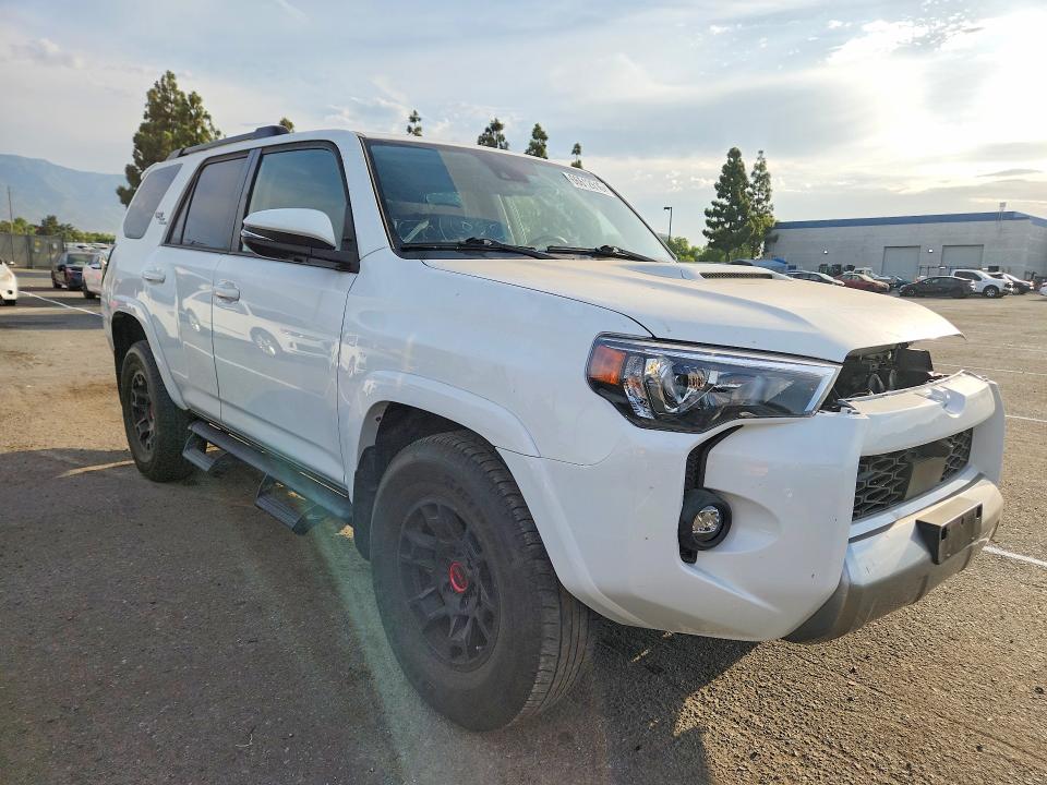 Aukcja sprzedaży 2022 Toyota 4runner, vin: JTERU5JR9N6002061, numer aukcji: 66612616