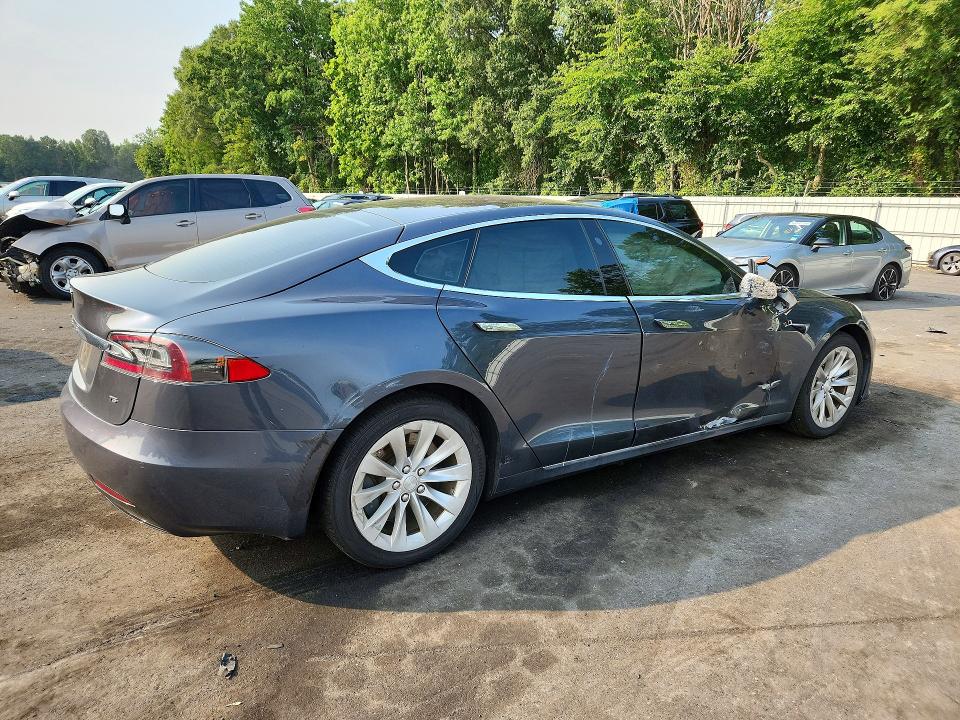 Aukcja sprzedaży 2017 Tesla Model S, vin: 5YJSA1E15HF200057, numer aukcji: 64481236