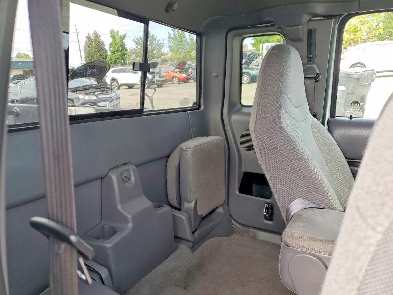 64586066 :رقم المزاد ، 1FTZR45E72PA33273 vin ، 2002 Ford Ranger مزاد بيع