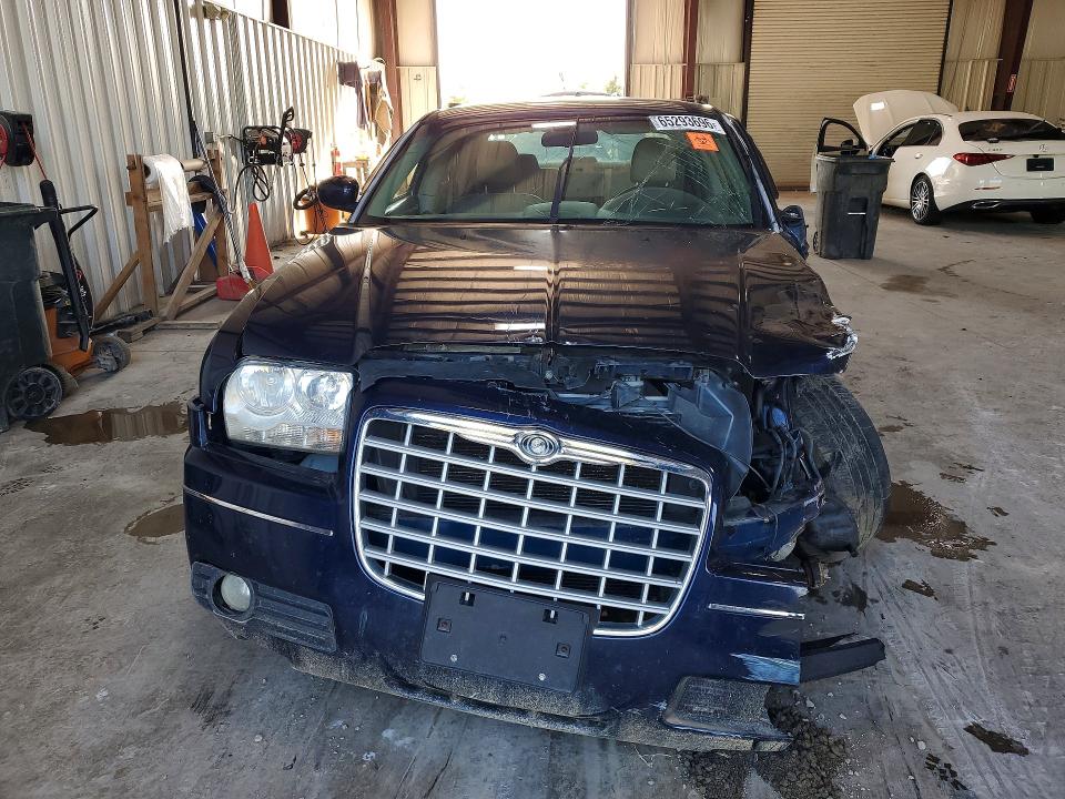 65293696 :رقم المزاد ، 2C3JA53G05H589646 vin ، 2005 Chrysler 300 مزاد بيع